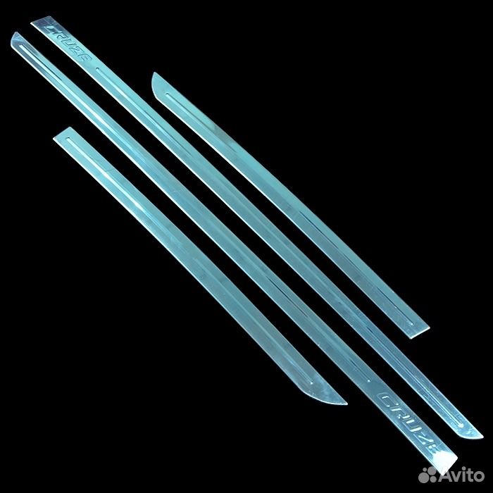 Молдинги на двери Chevrolet Cruze
