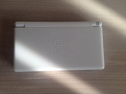 Nintendo DS Lite (White)