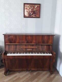 Пианино Legnica