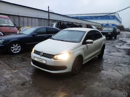 Volkswagen Polo 1.6 AT, 2014, 175 000 км