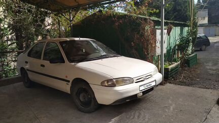 Ford Mondeo 1.6 МТ, 1993, 278 500 км