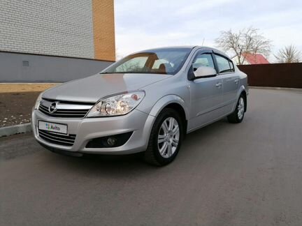 Opel Astra 1.8 МТ, 2011, 68 800 км