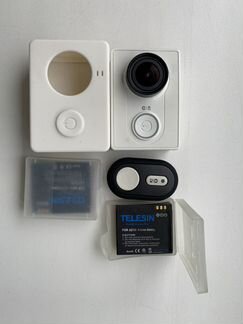 Экшен камера Xiaomi YI