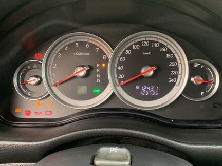 Subaru Legacy 2.5 AT, 2005, 123 800 км
