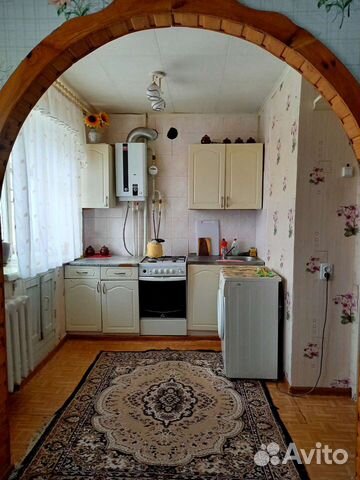 

3-к. квартира, 70 м², 2/5 эт.