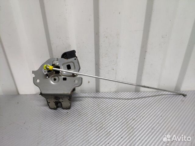 Замок крышки багажника задний Mitsubishi Lancer X