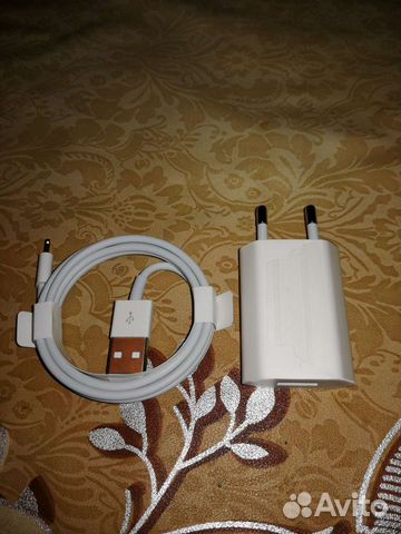 Зарядка на iPhone оригинал