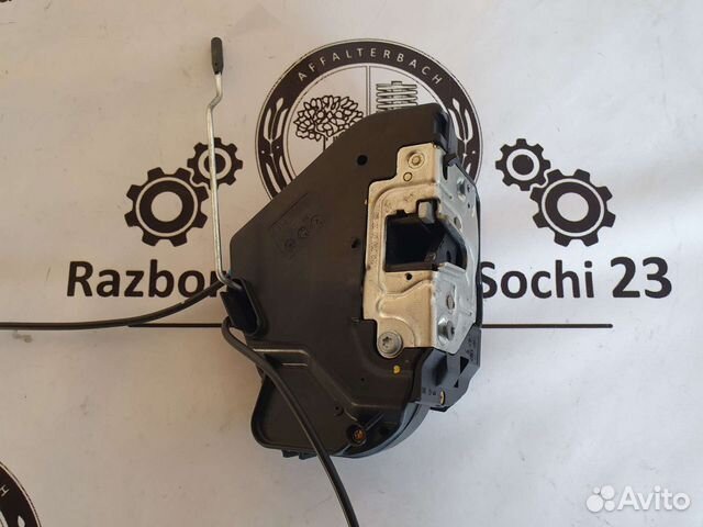 Замок задней правой двери для Mercedes W219 CLS