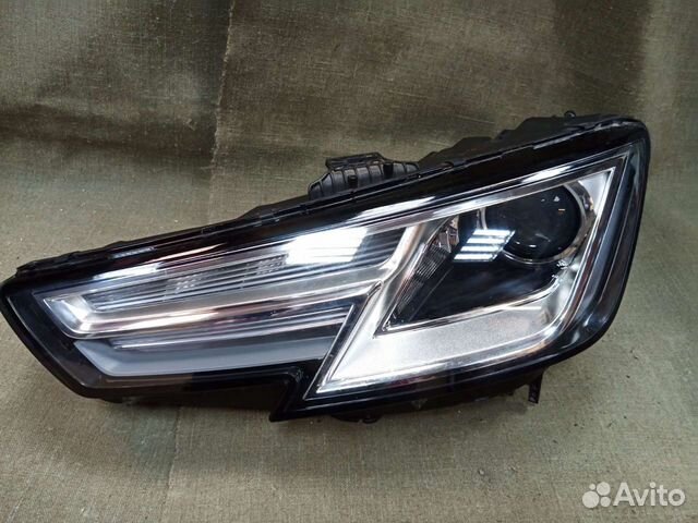 Фара левая Audi A4 8W0941005 Vag