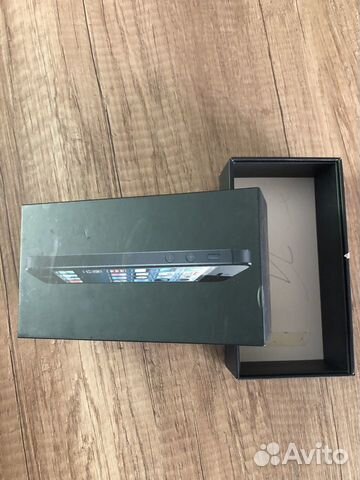 Оригинальная Коробка от iPhone 5