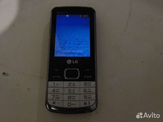 Телефон LG пользовался год в рабочем состояние с к