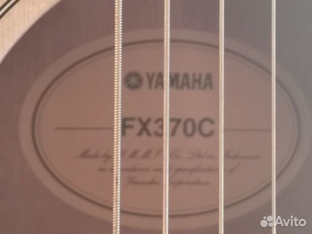 Продам гитару электроаккустическую Yamaha FX370C