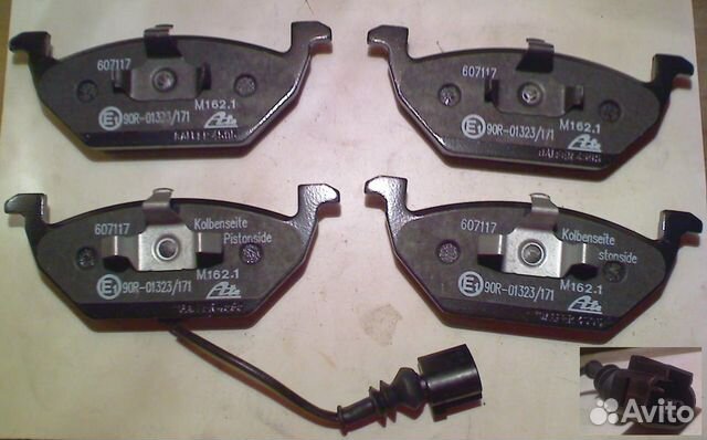 Тормозные колодки передние Skoda Octavia II (A5)