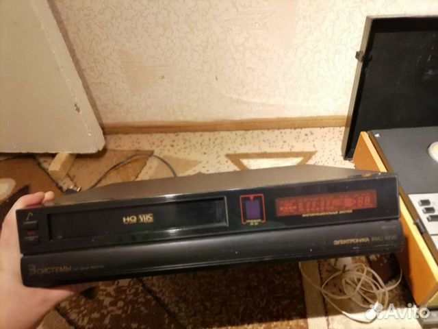 Видеомагнитофон электроника вмц 8220
