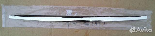 Молдинг крышки багажника нижний Nissan Teana J31