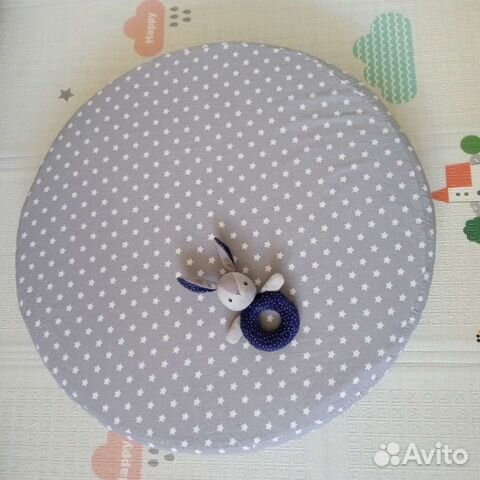 Матрас + наматрасник + 4 простыни на резинке 75х75