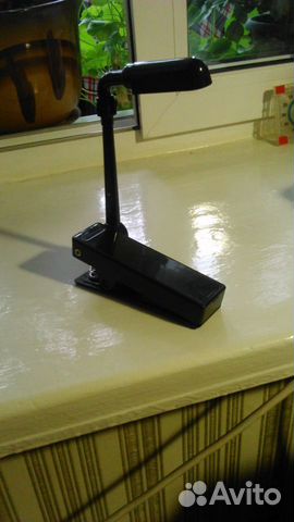 Лампа освещения компактная переносная