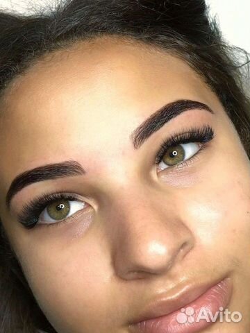 Наращивание ресниц, окрашивание бровей