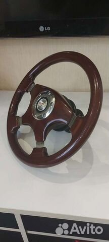 Руль для автомобиля