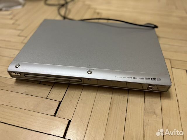 DVD плеер lG DKE465b