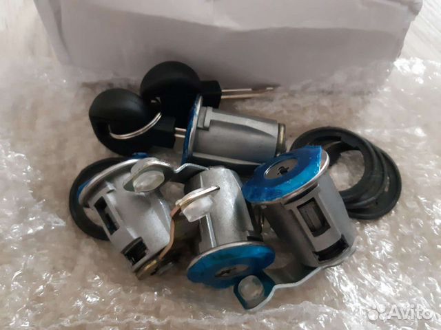 Комплект личинок замка двери Партнер Берлинго m59