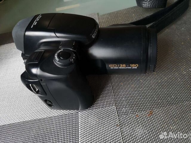 Зеркальный фотоаппарат olympus is3000