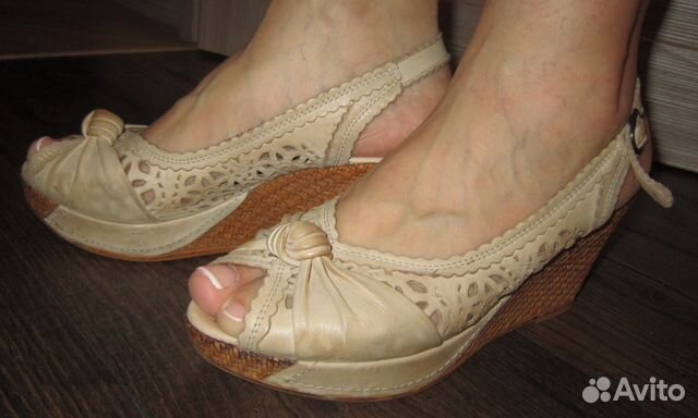 Босоножки кожаные в идеальном состоянии Босоножки кожаные в идеальном состоянии