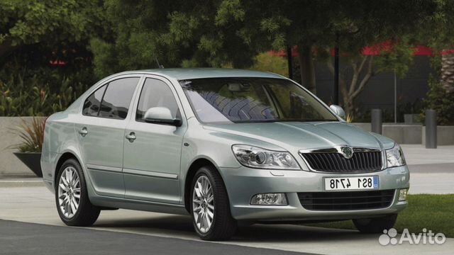 Лобовое стекло на а/м Skoda Octavia А5