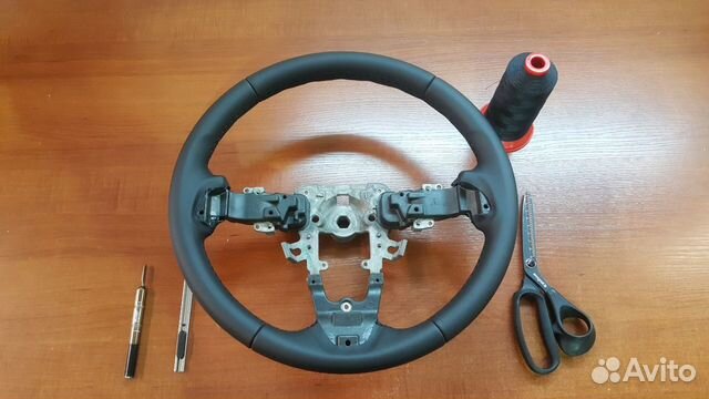 Новый кожанный руль Мазда 2. 3. 6 gg 3mb. CX-5.CX Новый кожанный руль Мазда 2. 3. 6 gg 3mb. CX-5.CX