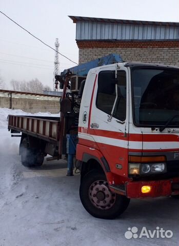 Услуги грузовика с манипулятором Услуги грузовика с манипулятором