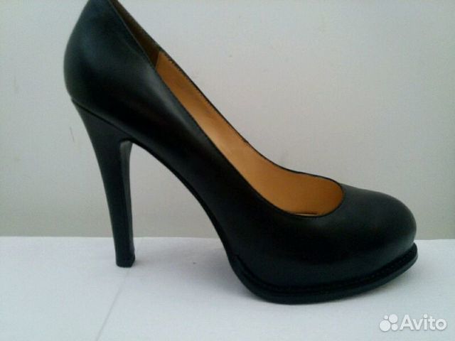 Туфли на каблуке