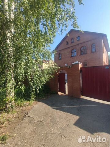 

Коттедж 460 м² на участке 10 сот.