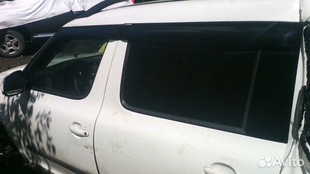 Кузовные стёкла левая сторона на Skoda Yeti Кузовные стёкла левая сторона на Skoda Yeti