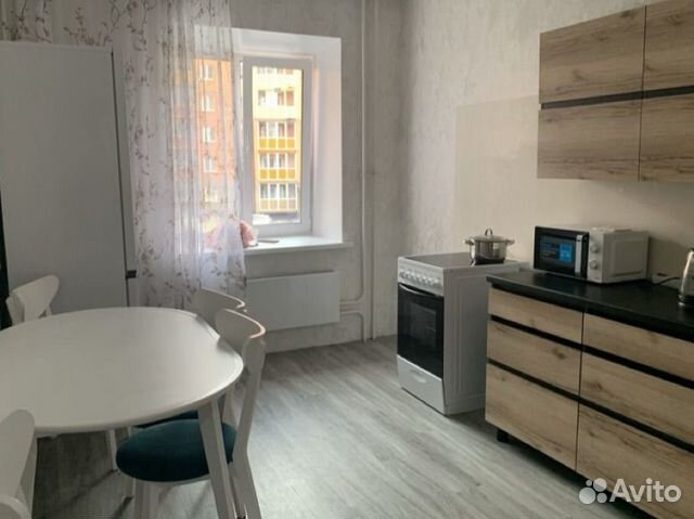 

2-к. квартира, 60 м², 2/7 эт.