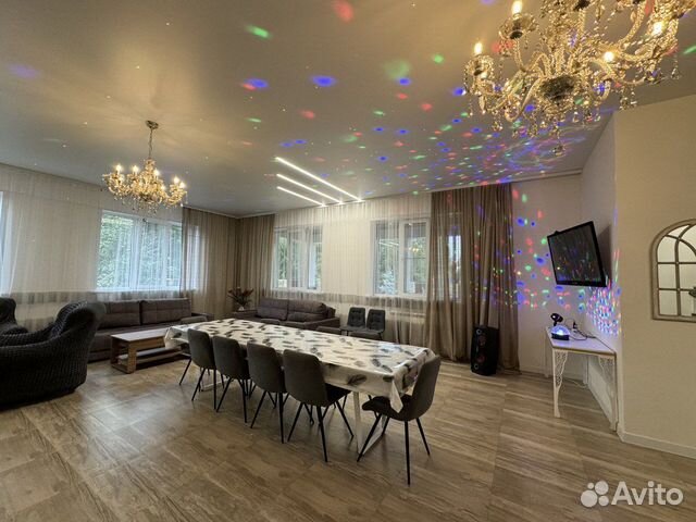 

5-к. коттедж, 350 м²