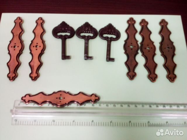 Мебельная фурнитура «Наличники и ключи «Хелга» гдр