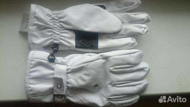 Большой выбор перчаток для сноуборда и лыж Burton Большой выбор перчаток для сноуборда и лыж Burton