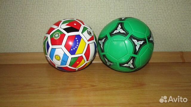 Фирменные футбольные мячи