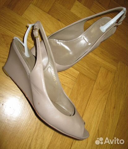 Кожаные босоножки gianmarco benatti Кожаные босоножки gianmarco benatti