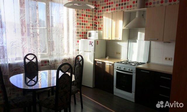 2-к квартира, 80 м², 4/9 эт.