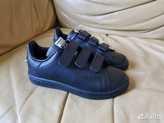 Кожаные новые детские кроссовки Adidas 29 р Кожаные новые детские кроссовки Adidas 29 р