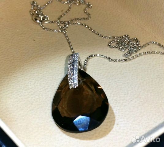 Кулон золотой с топазом и бриллиантами