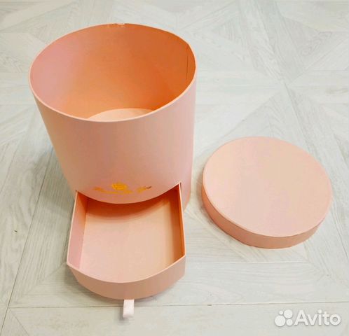 Подарочные коробки