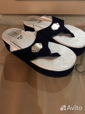 Шлепанцы Шлепанцы