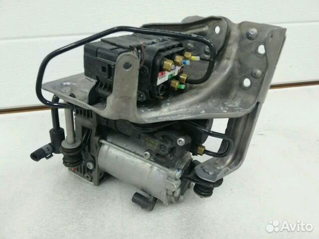 Компрессор пневмоподвески Мерседес W222 A222330060 Компрессор пневмоподвески Мерседес W222 A222330060