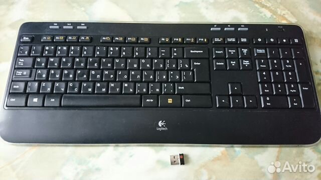 Беспроводная клавиатура Logitech K520 + мышь