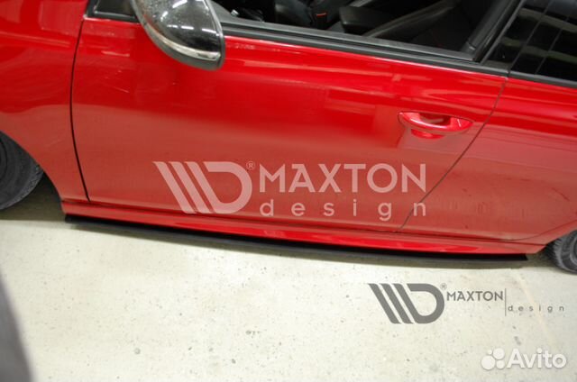 Накладки под пороги тонкие VW Golf 6 GTI 35TH R20