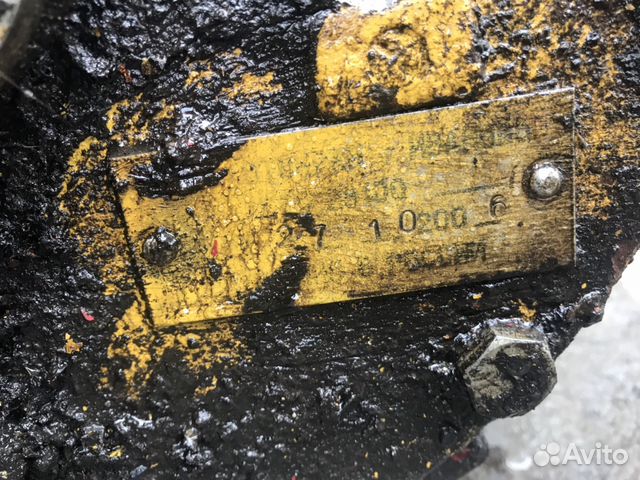 Поворотный редуктор автокрана Поворотный редуктор автокрана