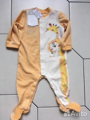 Комбинезон слип Chicco новый 9 месяцев Комбинезон слип Chicco новый 9 месяцев