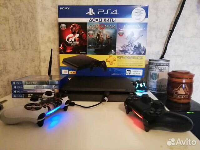 Sony Ps4 Slim 1Tb + 2 геймпада + игры